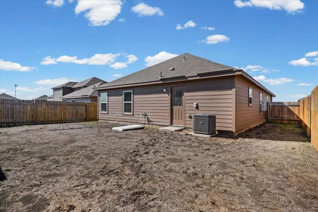 $270,000 | 19012 Speculator Lane, Elgin, TX 78621