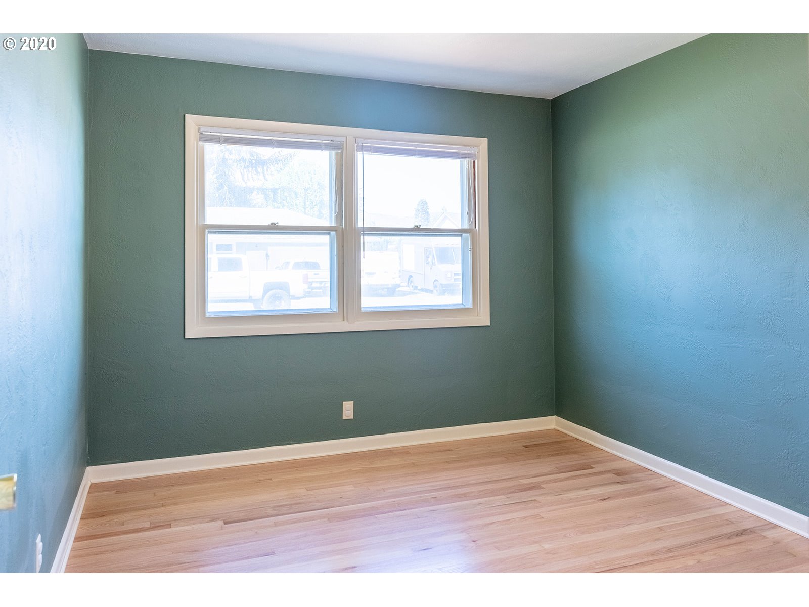 1049 Nancy Avenue Springfield, OR 97477 - Photo 22 of 31