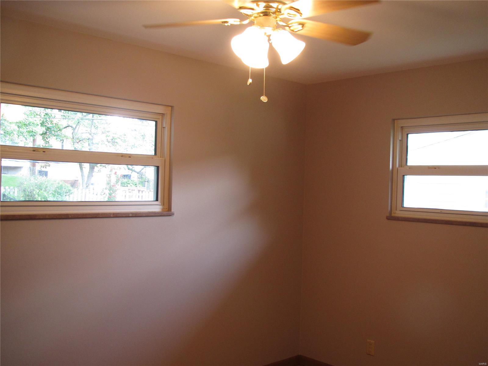9145 Garber Road St. Louis, MO 63126 - Photo 14 of 23 Gallery Image 14