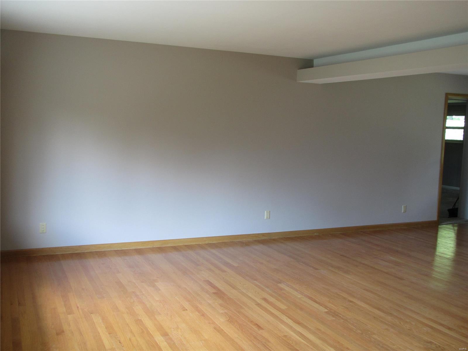 9145 Garber Road St. Louis, MO 63126 - Photo 6 of 23 Gallery Image 6