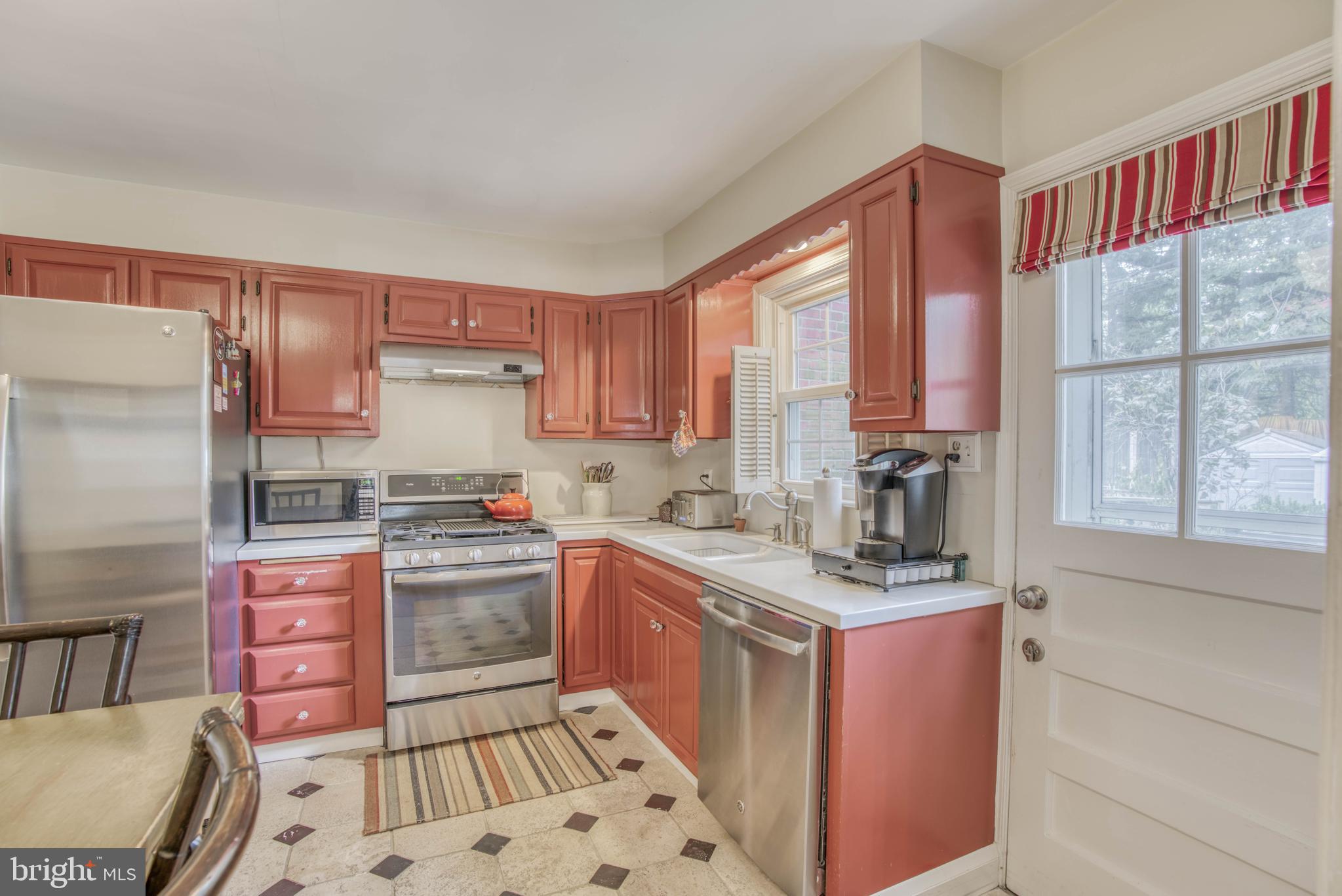 1609 Loch Ness Road Baltimore, MD 21286 - Photo 17 of 55