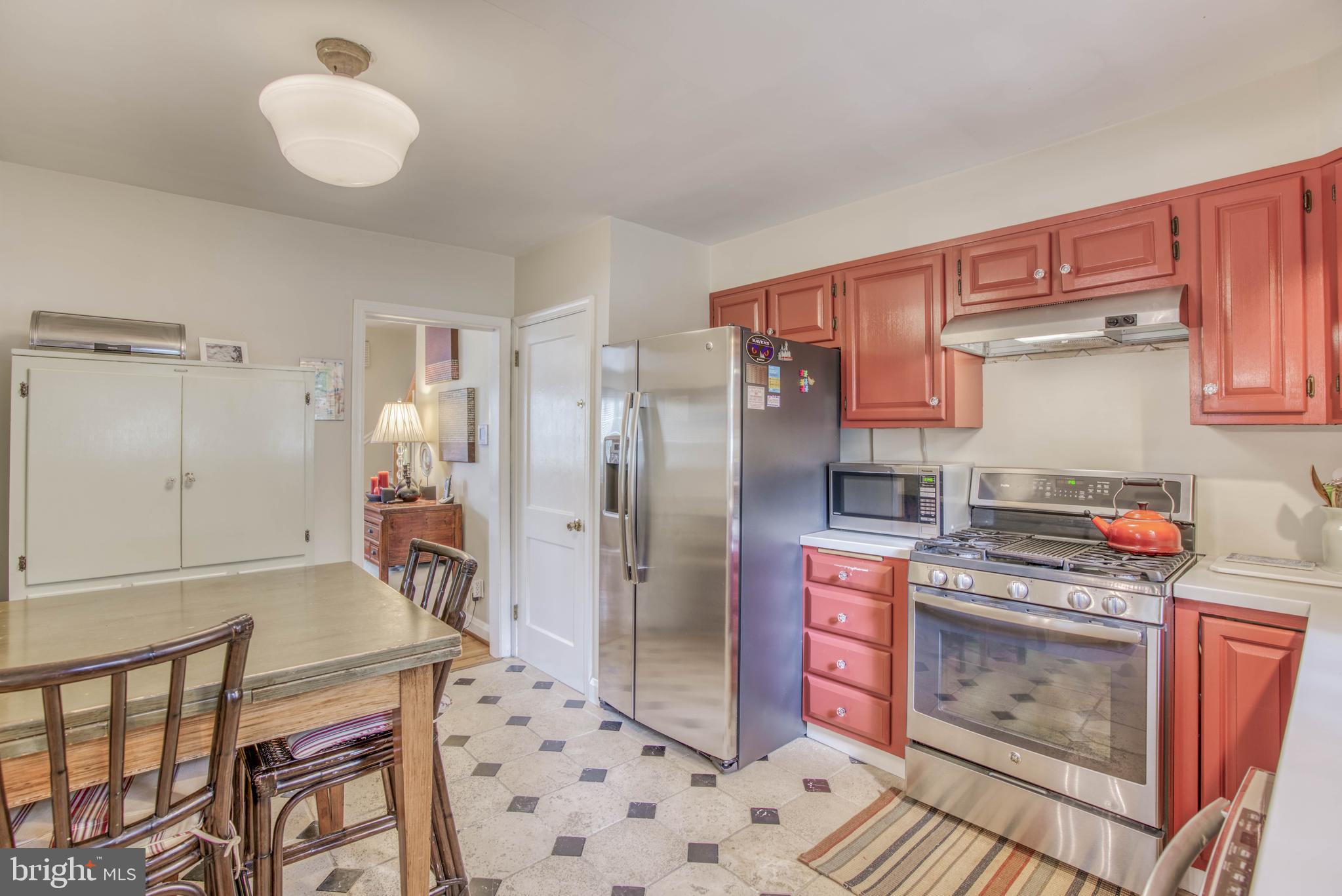 1609 Loch Ness Road Baltimore, MD 21286 - Photo 18 of 55