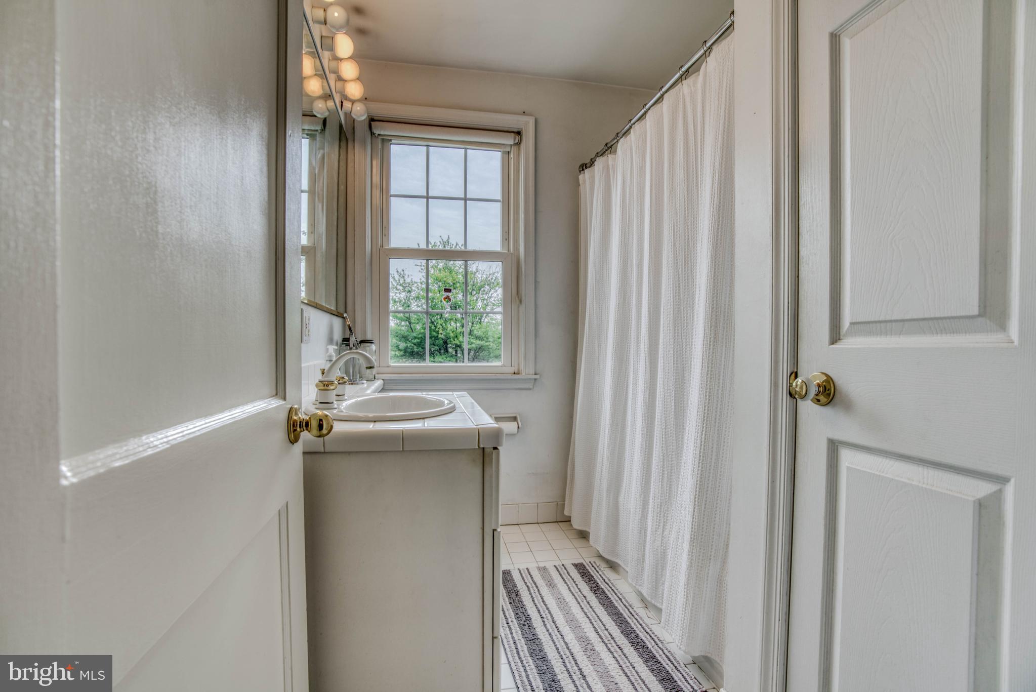 1609 Loch Ness Road Baltimore, MD 21286 - Photo 27 of 55