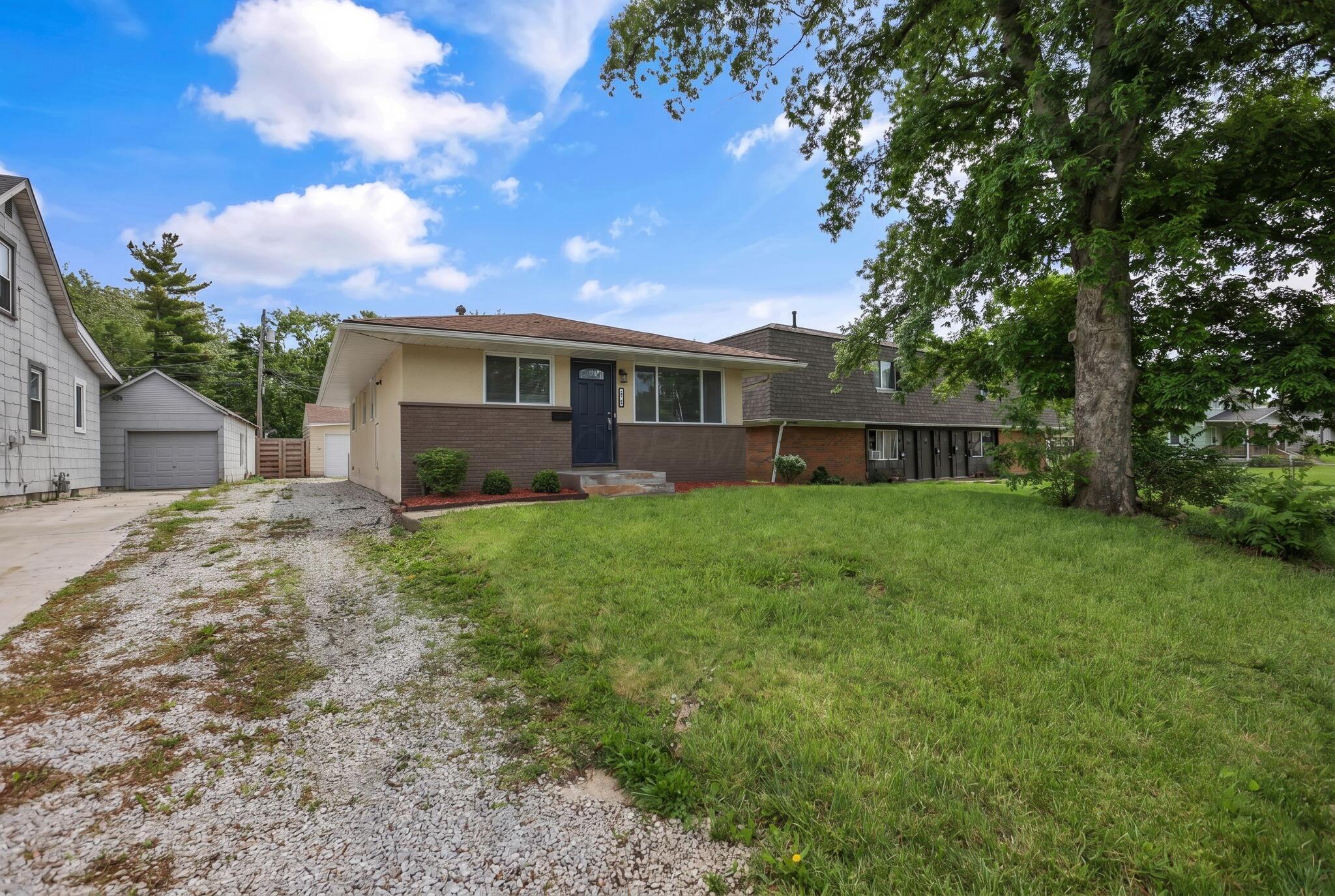2758 Beulah Road Columbus, OH 43211 - Photo 4 of 54 4-web-or-mls-SMEP1555