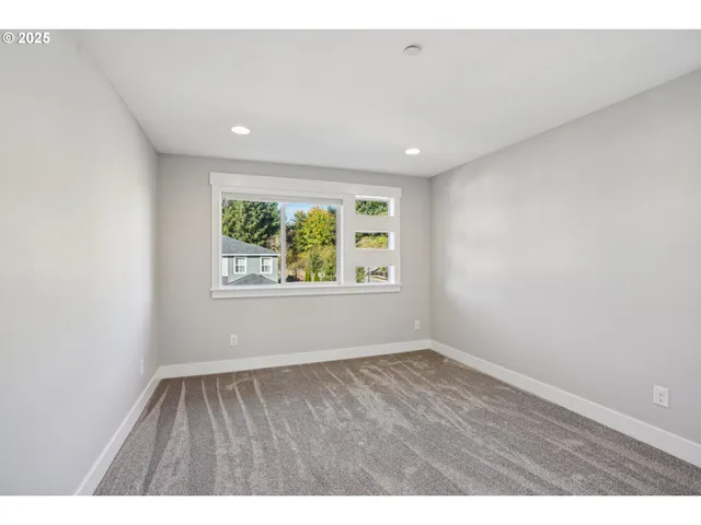 $1,145,000 | 900 West Magnolia Loop, Washougal, WA 98671