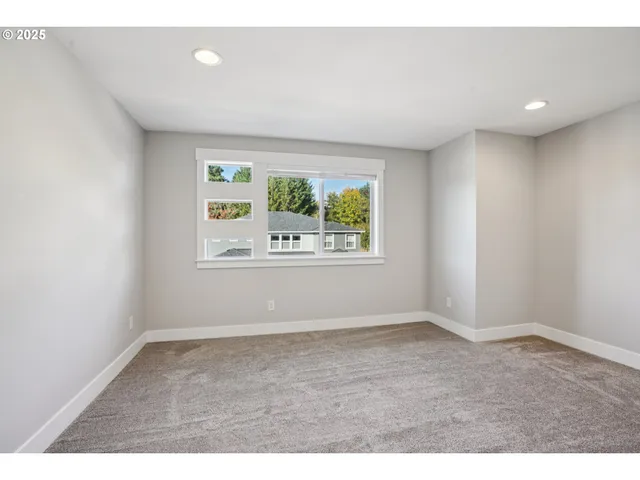 $1,145,000 | 900 West Magnolia Loop, Washougal, WA 98671