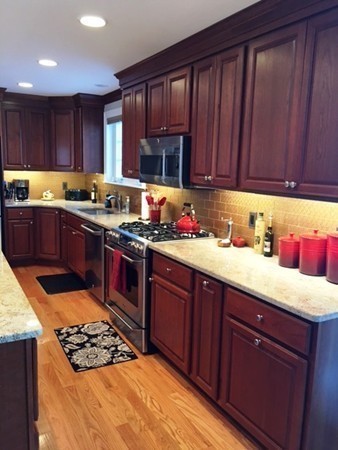 45 College Road Wellesley, MA 02482 - Photo 6 of 28