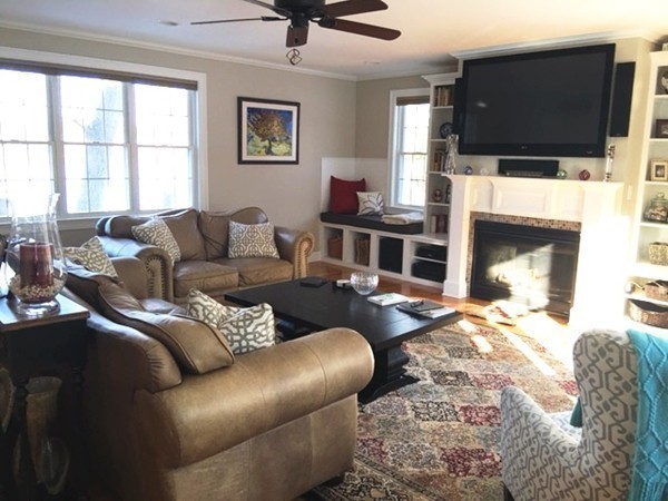 45 College Road Wellesley, MA 02482 - Photo 9 of 28