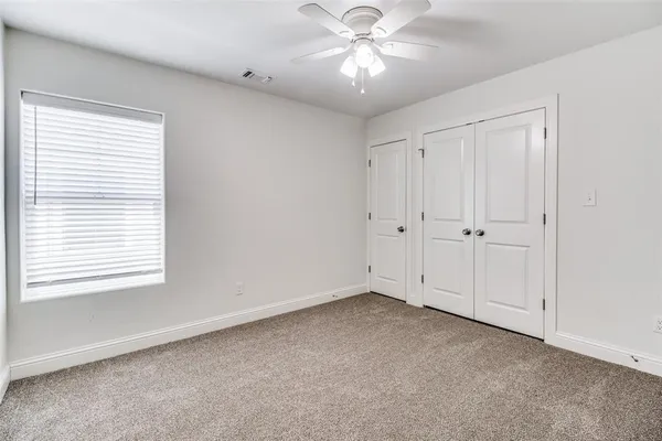 $1,450 | 614 East College Street, Sherman, TX 75090