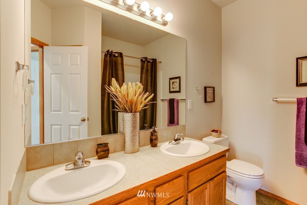 4020 160th Place Southeast Bothell, WA 98012 - Photo 15 of 17