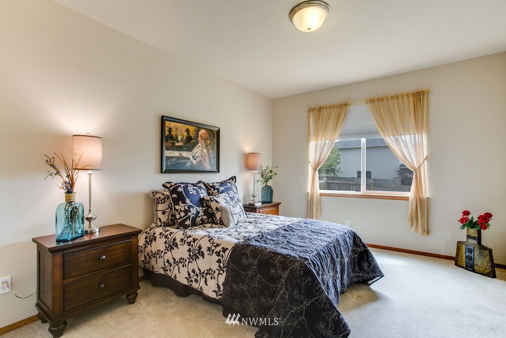 4020 160th Place Southeast Bothell, WA 98012 - Photo 10 of 17