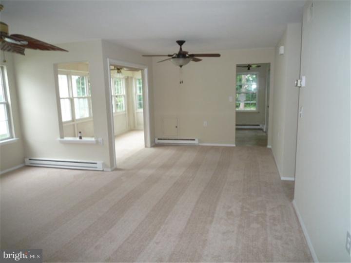 4 Mayfair Road Southampton, NJ 08088 - Photo 3 of 8 Gallery Image 3