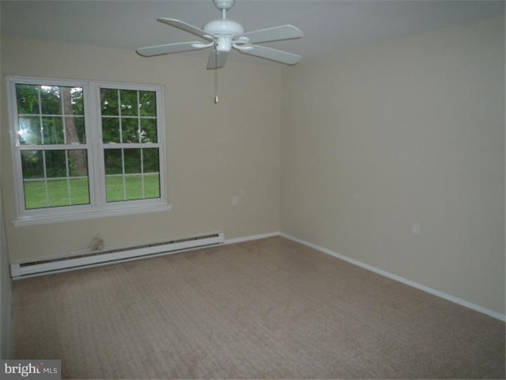 4 Mayfair Road Southampton, NJ 08088 - Photo 8 of 8 Gallery Image 8