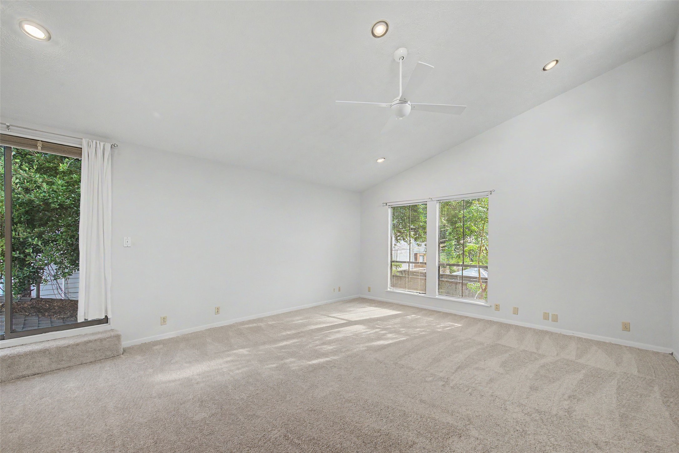 2723 Nottingham Street Houston, TX 77005 - Photo 21 of 47