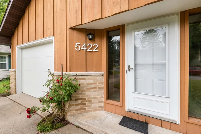 $524,900 | 5422 Gettle Avenue, Madison, WI 53705