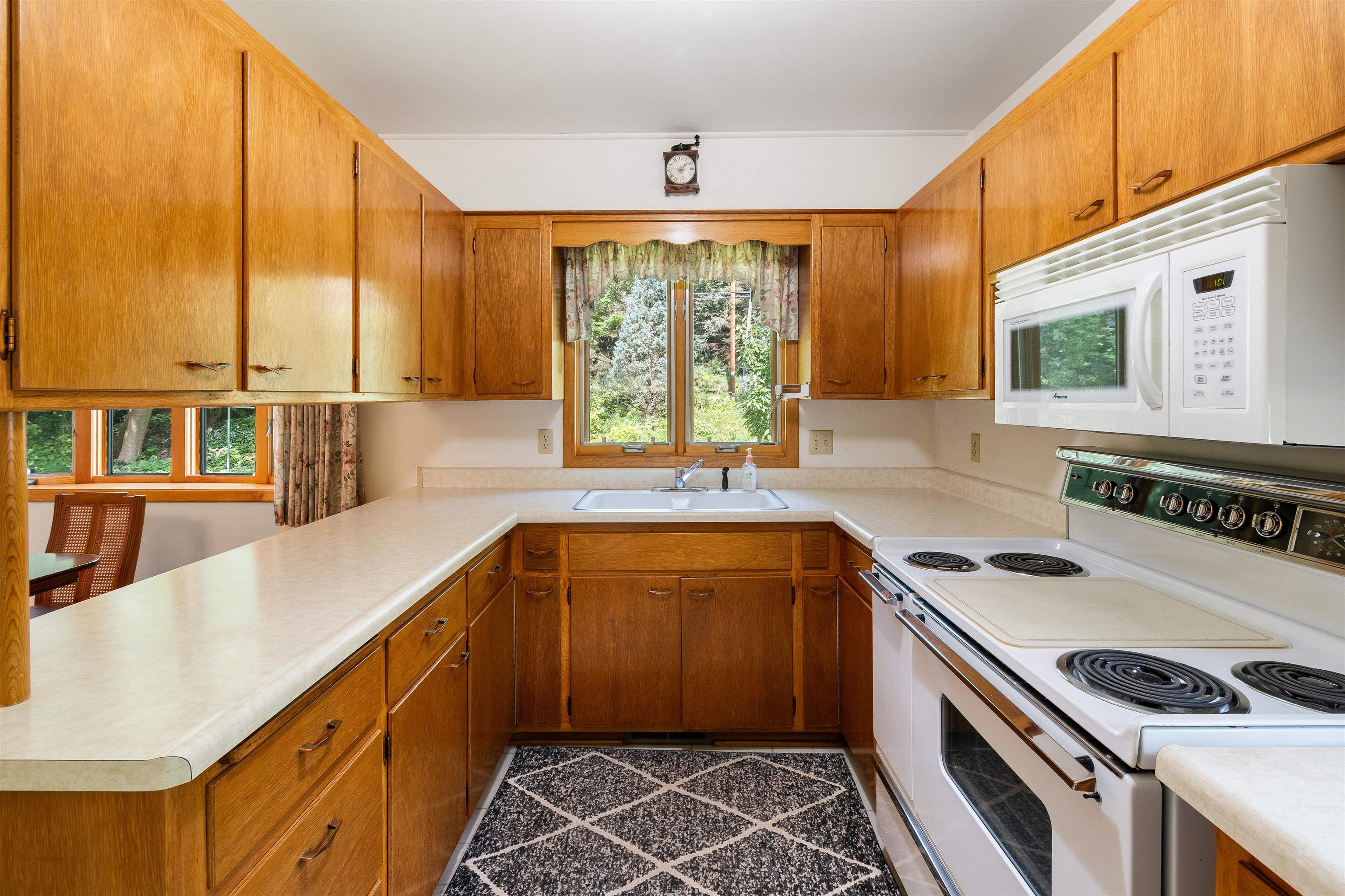 5422 Gettle Avenue Madison, WI 53705 - Photo 26 of 34