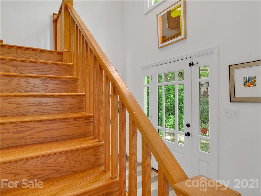 162 Cherokee Road Asheville, NC 28804 - Photo 20 of 45 Gallery Image 20