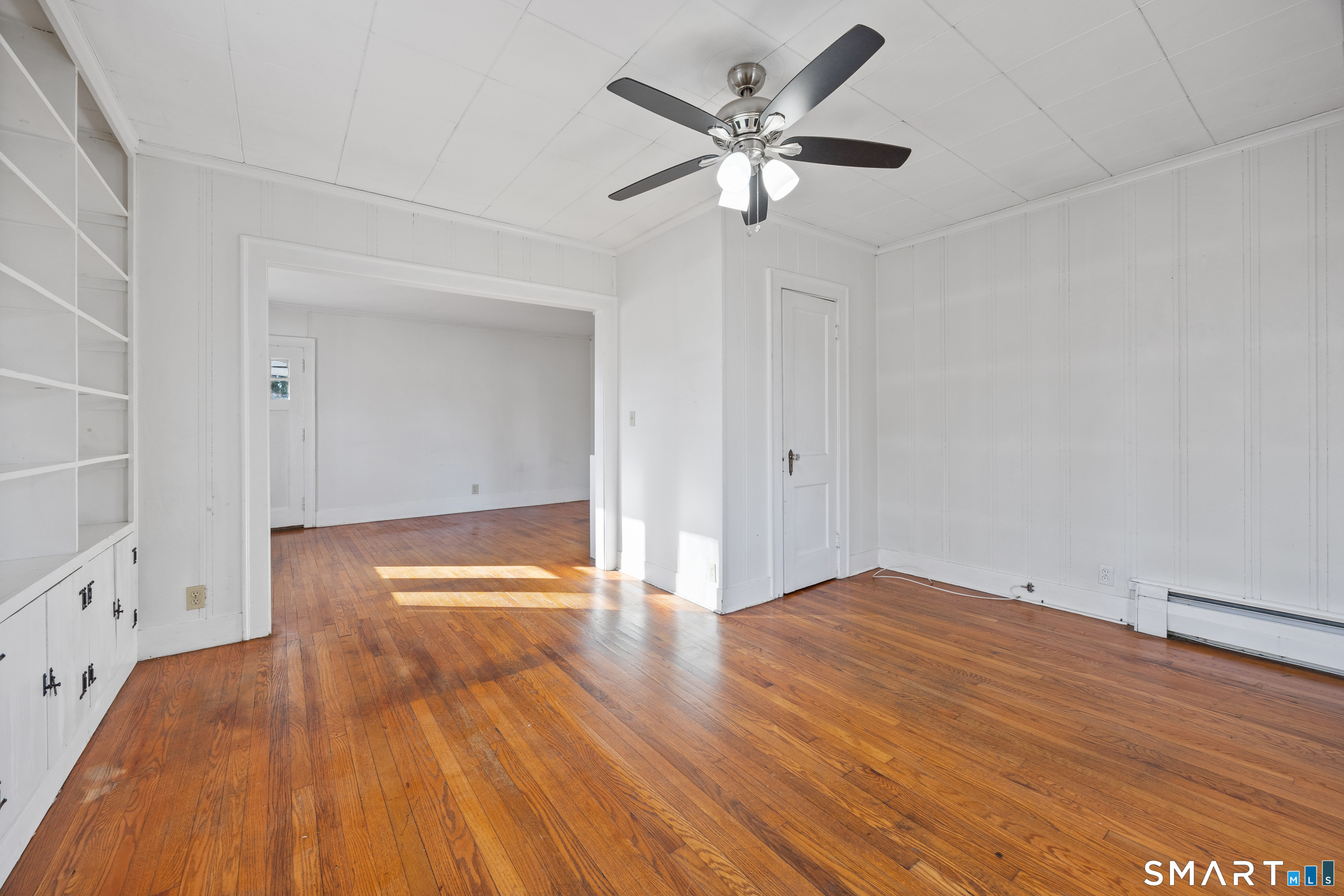 393 South Meriden Road Cheshire, CT 06410 - Photo 10 of 25