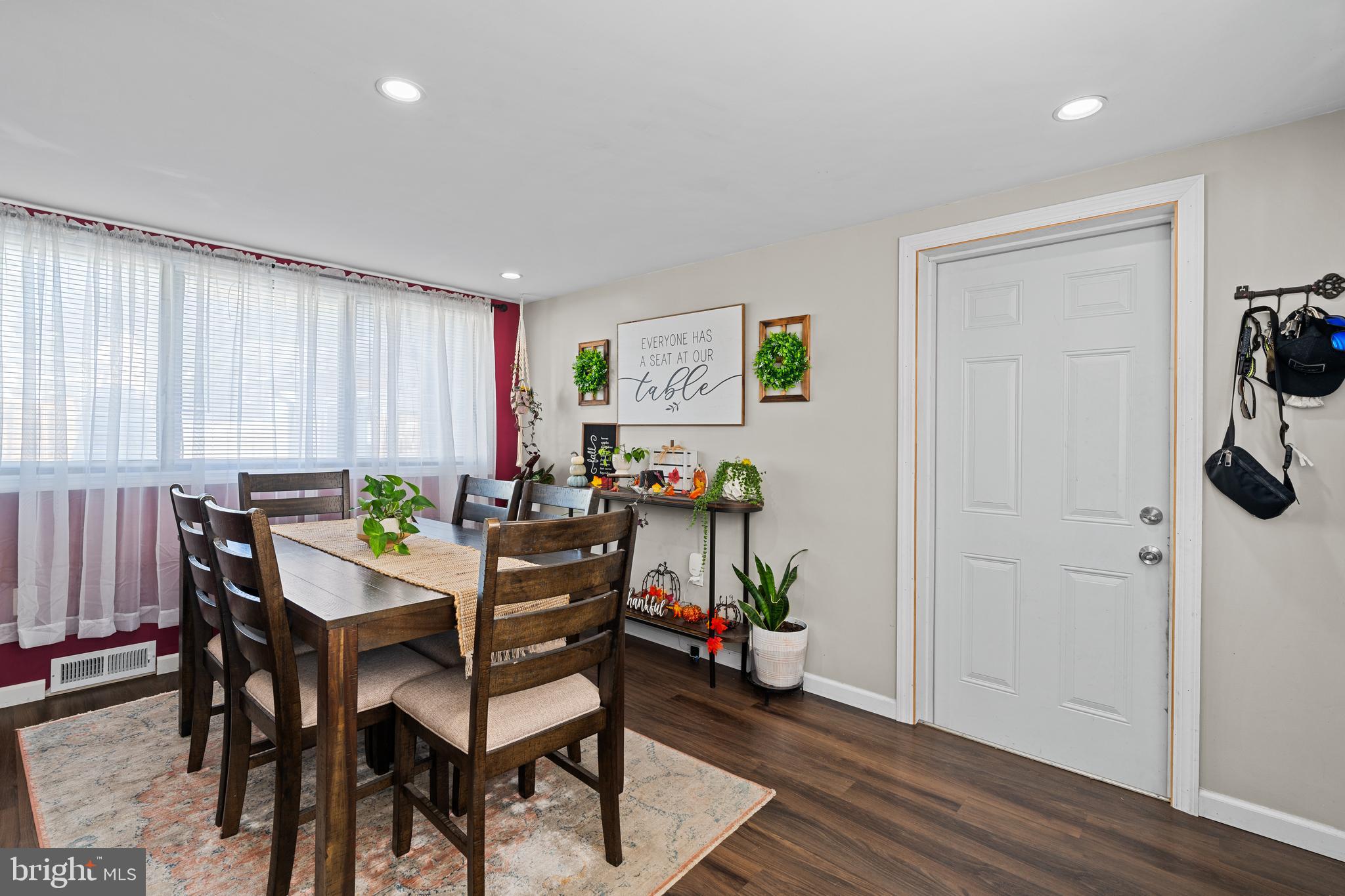 3608 Carter Road Bethlehem, PA 18020 - Photo 5 of 36 Gallery Image 5