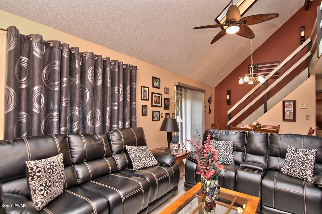 3151 Northgate Road Lake Ariel, PA 18436 - Photo 11 of 68 a living room with furniture