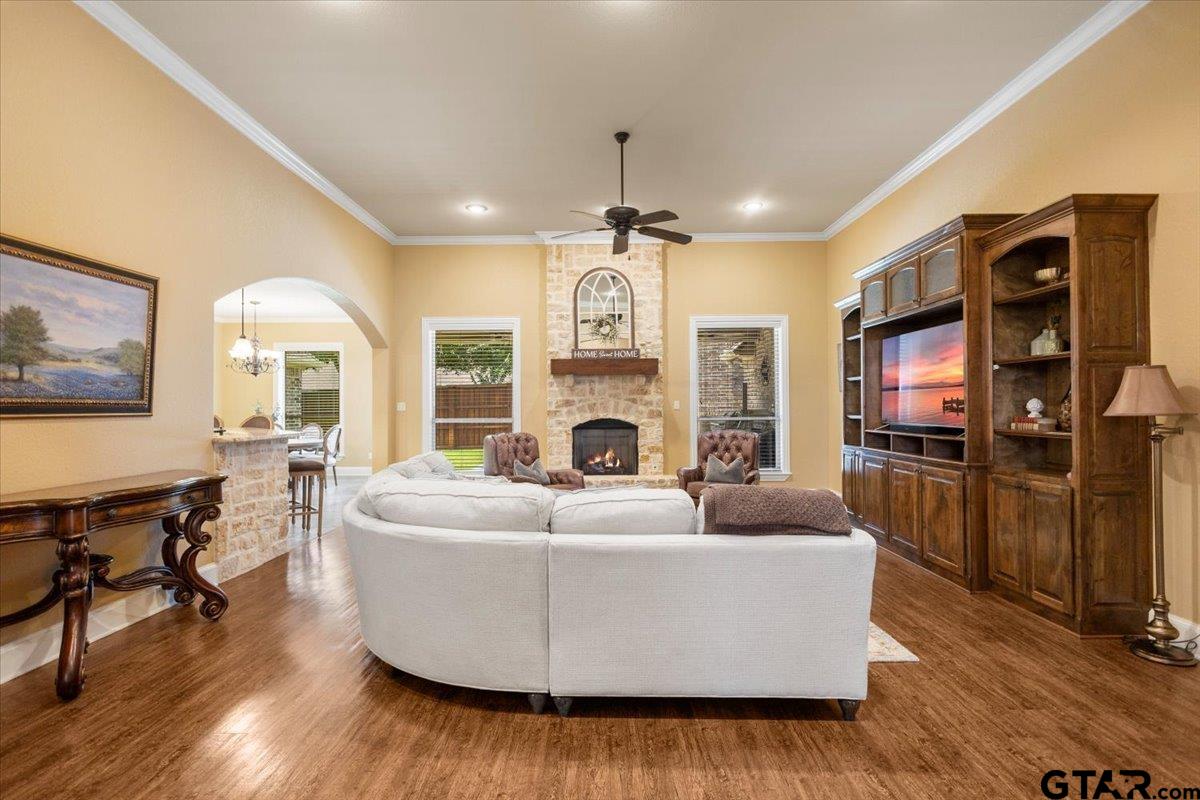 6567 Wheaton Court Tyler, TX 75703 - Photo 5 of 35