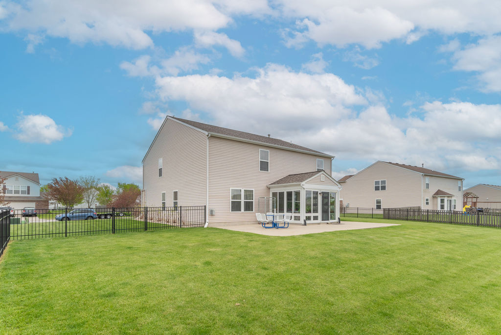 652 Hanover Road Brownsburg, IN 46112 - Photo 5 of 52