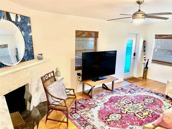 $2,700 | 2176 Crandon Avenue, Winter Park, FL 32789