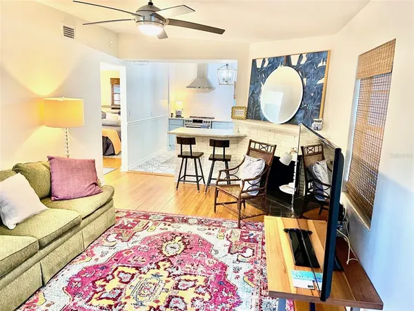 $2,700 | 2176 Crandon Avenue, Winter Park, FL 32789