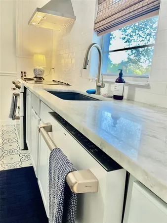 $2,700 | 2176 Crandon Avenue, Winter Park, FL 32789