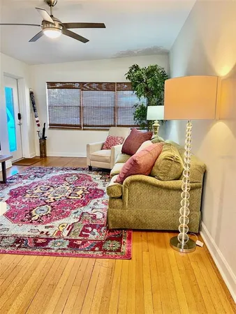 $2,700 | 2176 Crandon Avenue, Winter Park, FL 32789