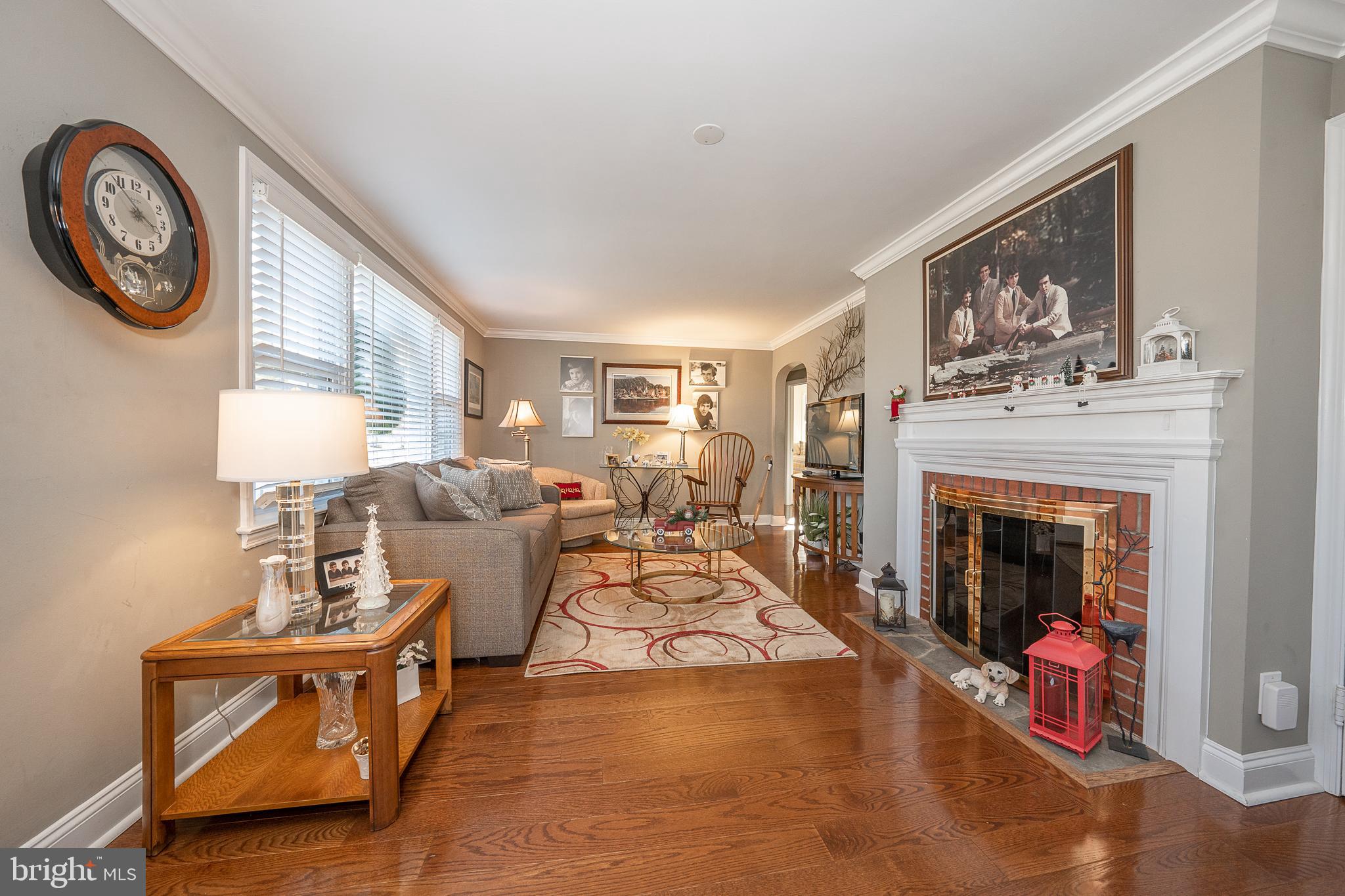 50 Rockwood Road Newtown Square, PA 19073 - Photo 6 of 44 Living Room