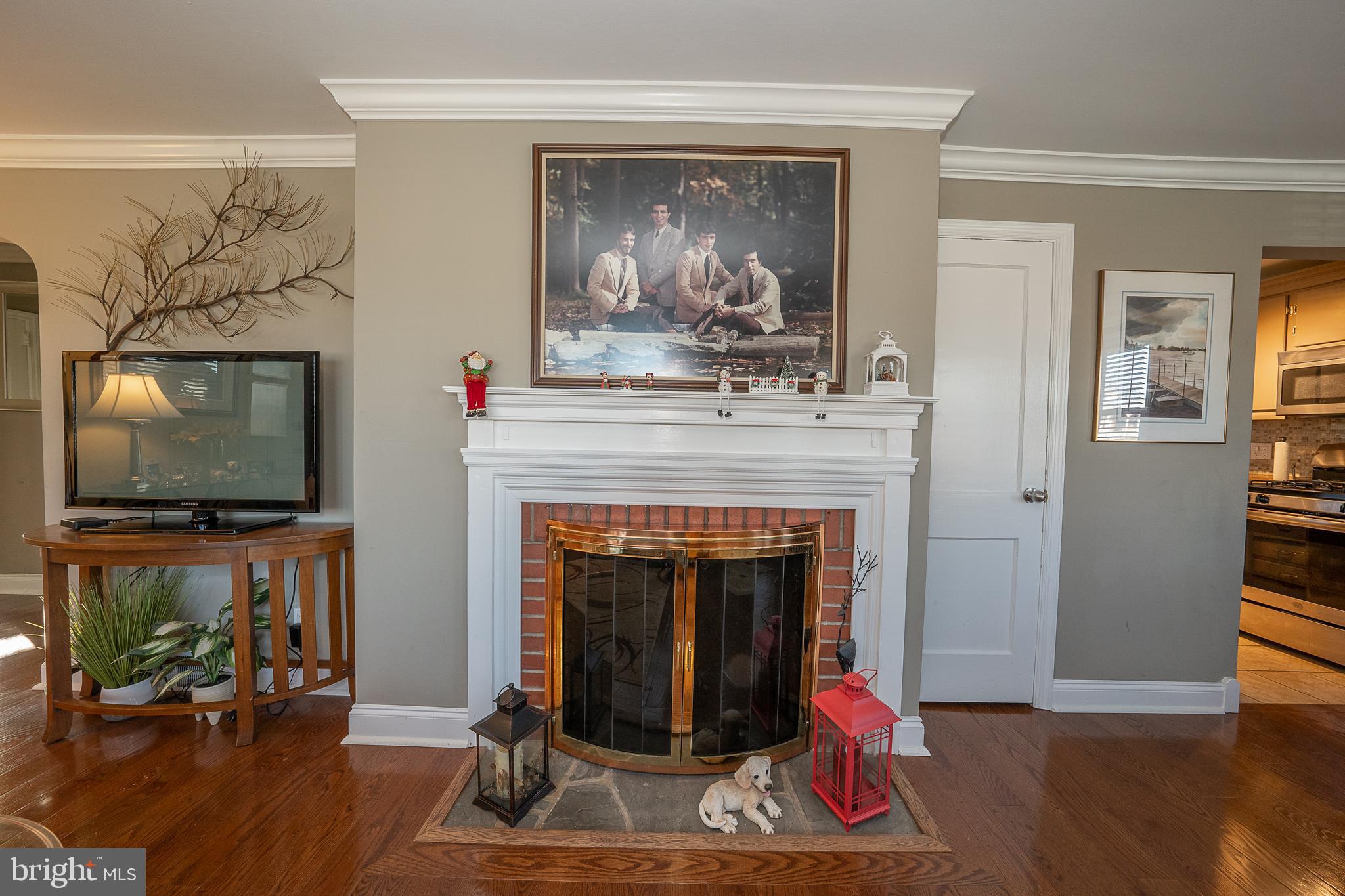 50 Rockwood Road Newtown Square, PA 19073 - Photo 10 of 44 Wood burning fire place