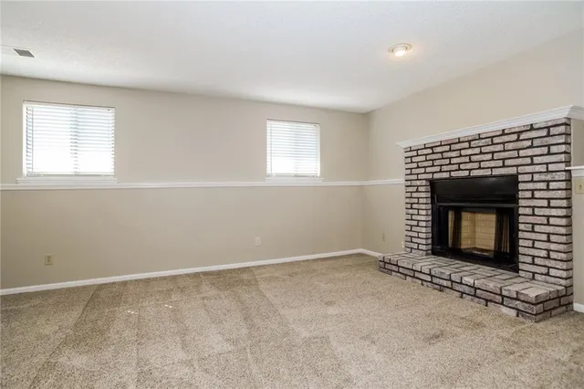 $2,000 | 618 West Sunrise Drive, Belton, MO 64012