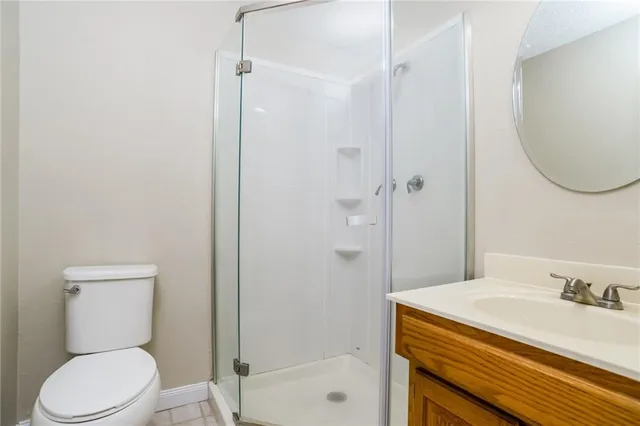 $2,000 | 618 West Sunrise Drive, Belton, MO 64012