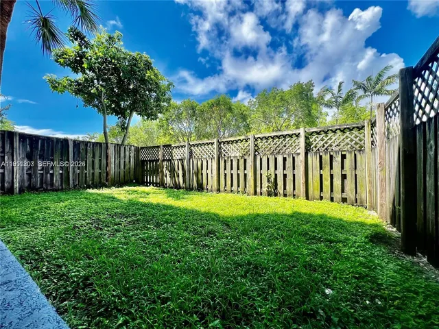 $1,999 | 5201 Geneva Court, Unit 109, Doral, FL 33166