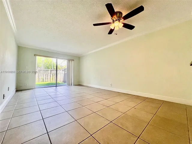 $1,999 | 5201 Geneva Court, Unit 109, Doral, FL 33166