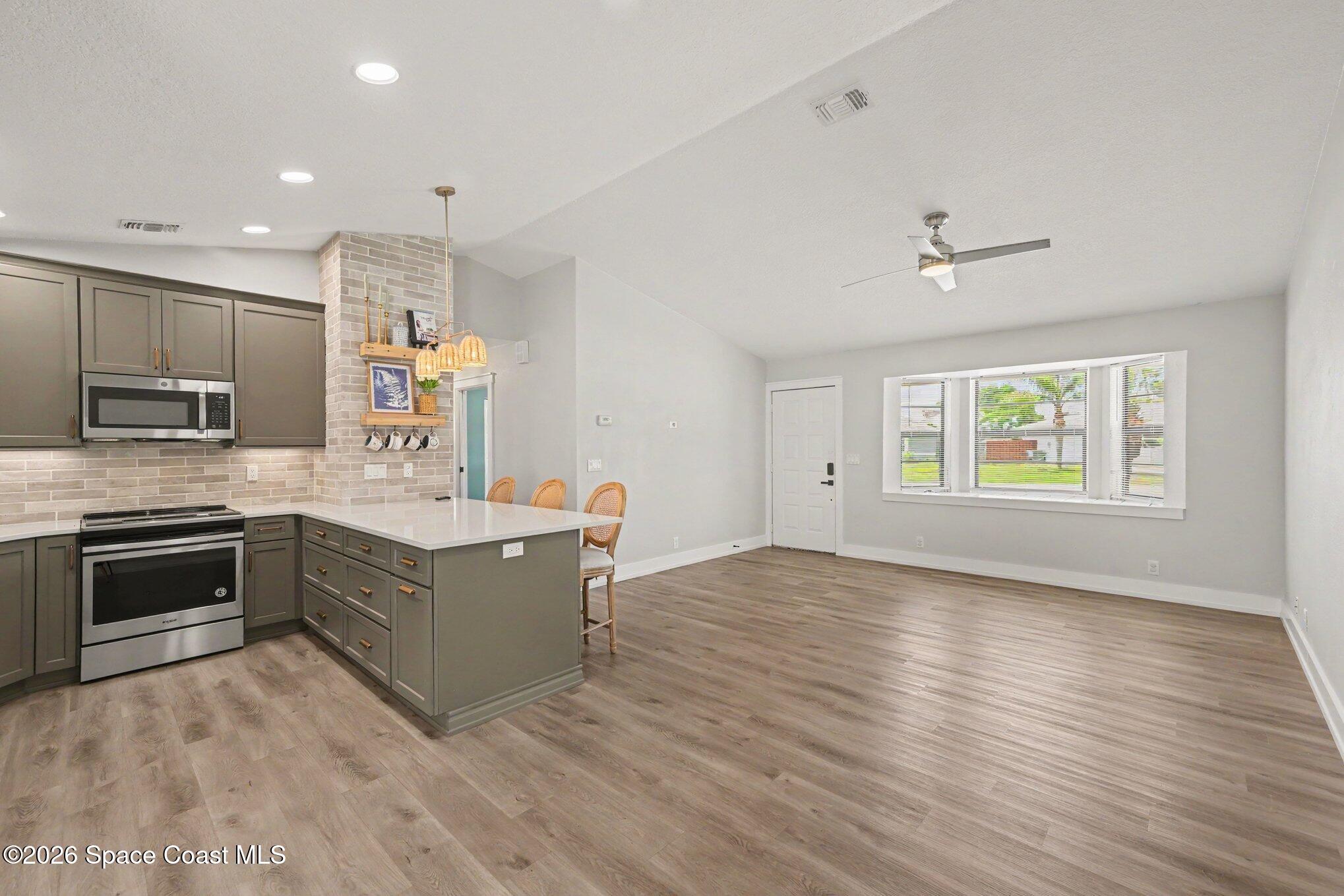 6460 Irving Road Cocoa, FL 32927 - Photo 9 of 28 011_file_2250