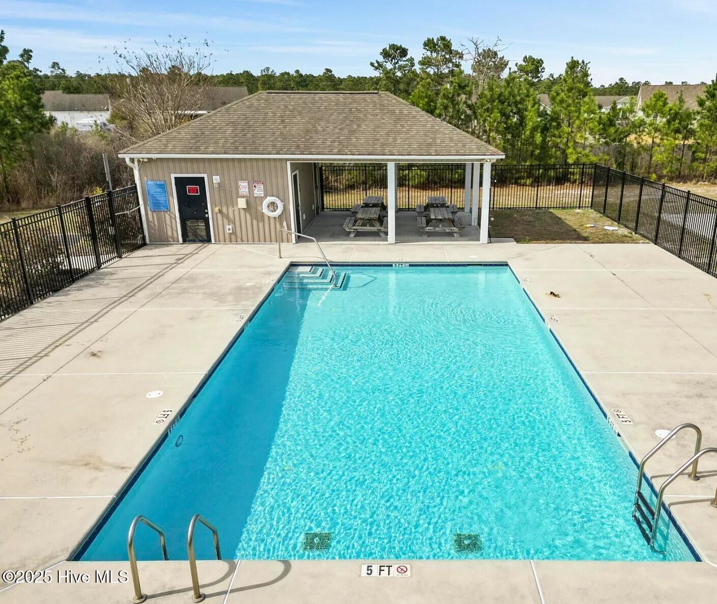 306 Basil Court Hubert, NC 28539 - Photo 36 of 39 sagewood pool