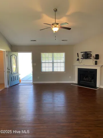 $300,000 | 306 Basil Court, Hubert, NC 28539