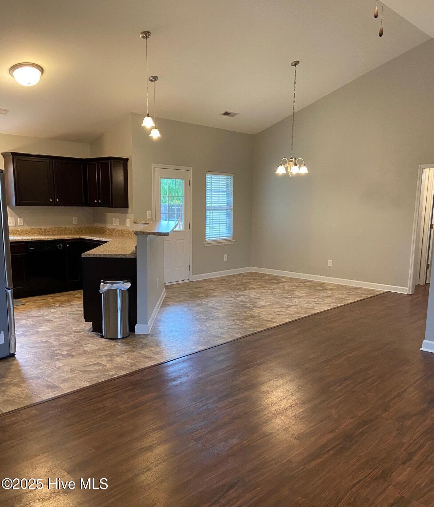 306 Basil Court Hubert, NC 28539 - Photo 6 of 39 IMG_4788 dining