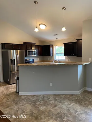 $300,000 | 306 Basil Court, Hubert, NC 28539