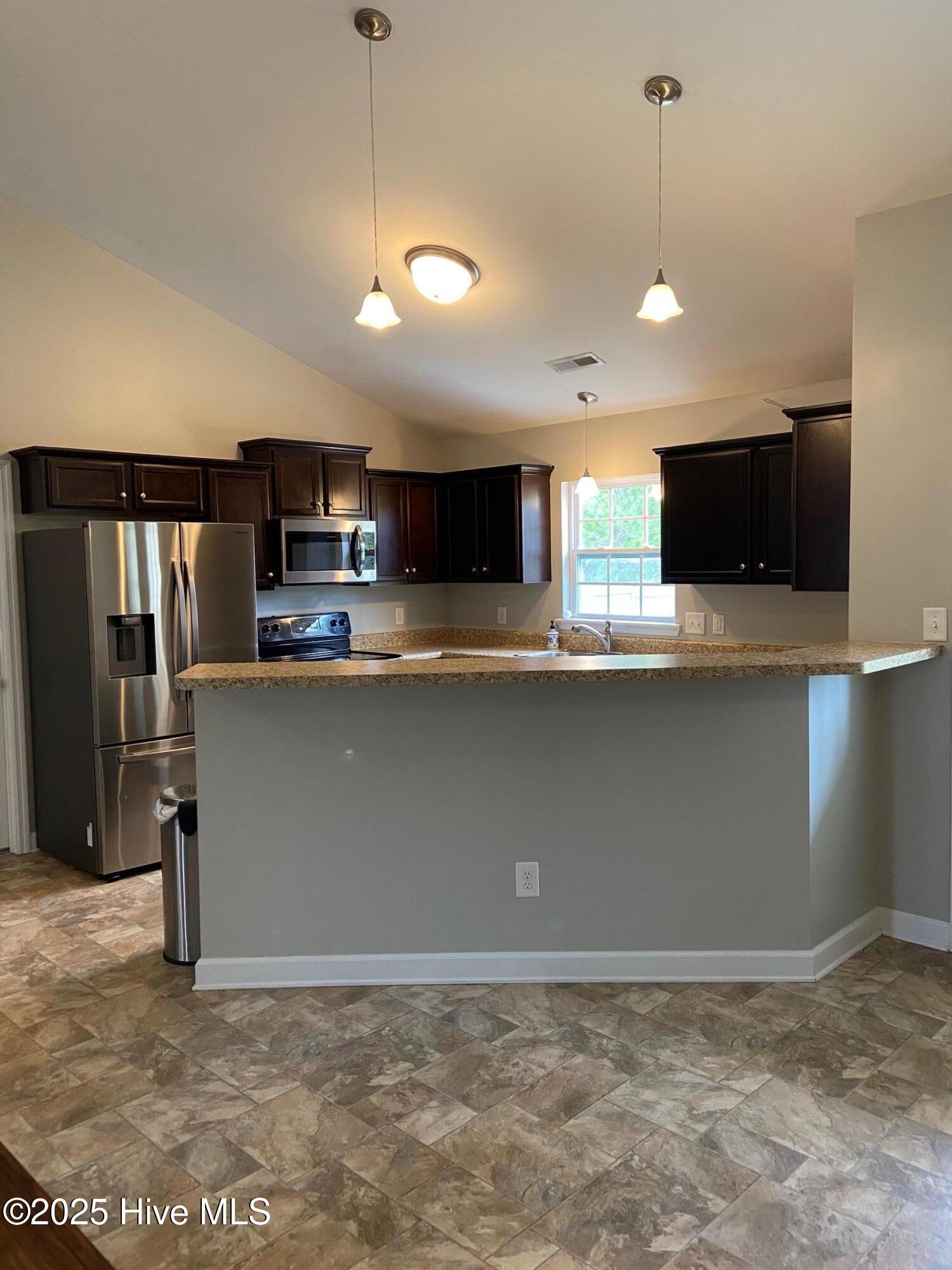 306 Basil Court Hubert, NC 28539 - Photo 10 of 39 kitchen 10.14