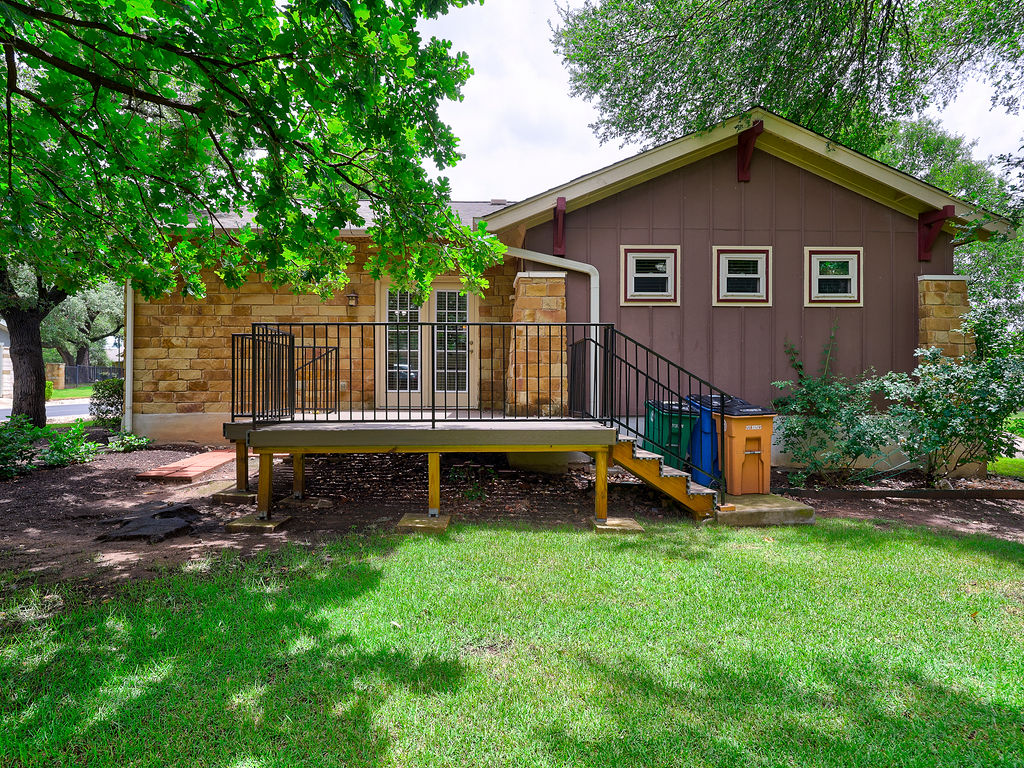 9707 Anderson Mill Road, Unit 22 Austin, TX 78750 - Photo 6 of 39 A raised outdoor deck offers a seamless transition from the home's exterior to the private yard.