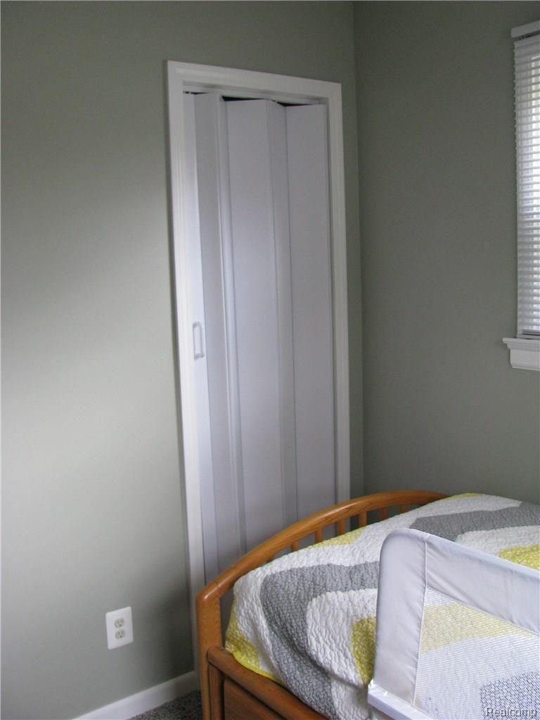 31535 King Road New Boston, MI 48164 - Photo 18 of 45 2016-01-27 13.49