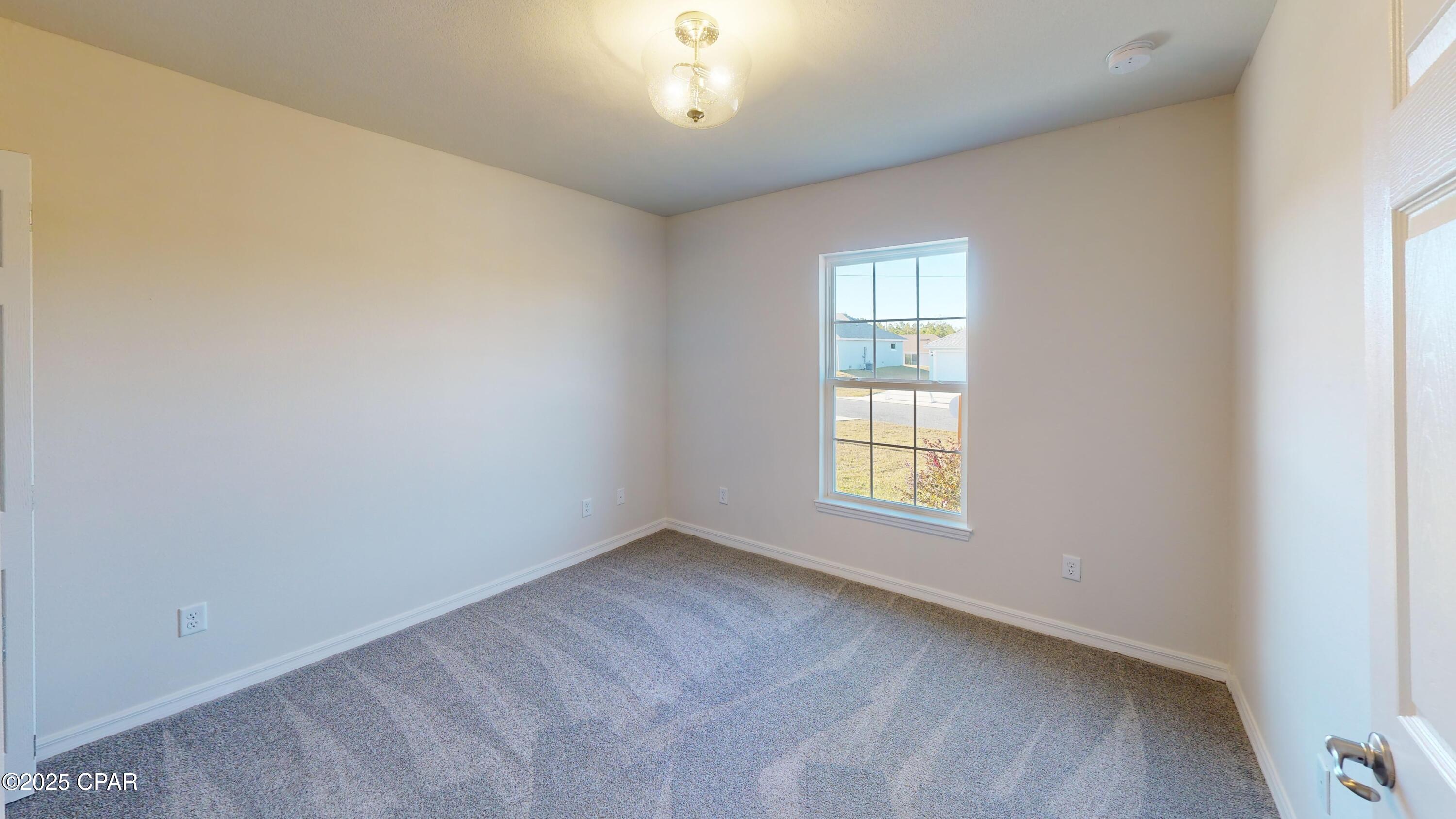 2209 Chase Street Chipley, FL 32428 - Photo 5 of 18