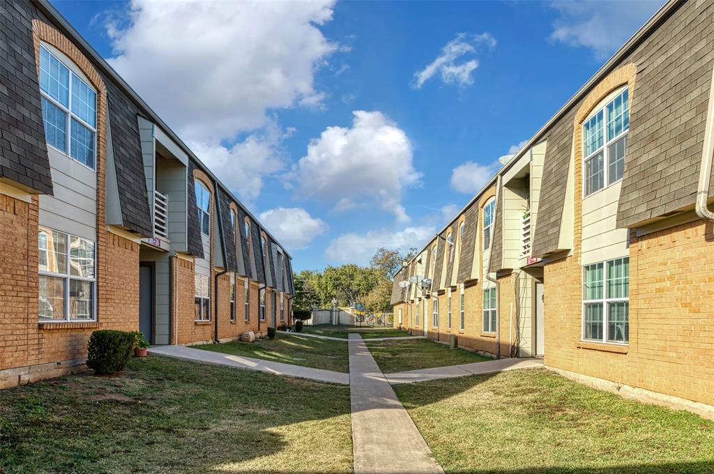 7064 Glenview Drive, Unit 92 North Richland Hills, TX 76180 - Photo 4 of 11 a view of a building in the background
