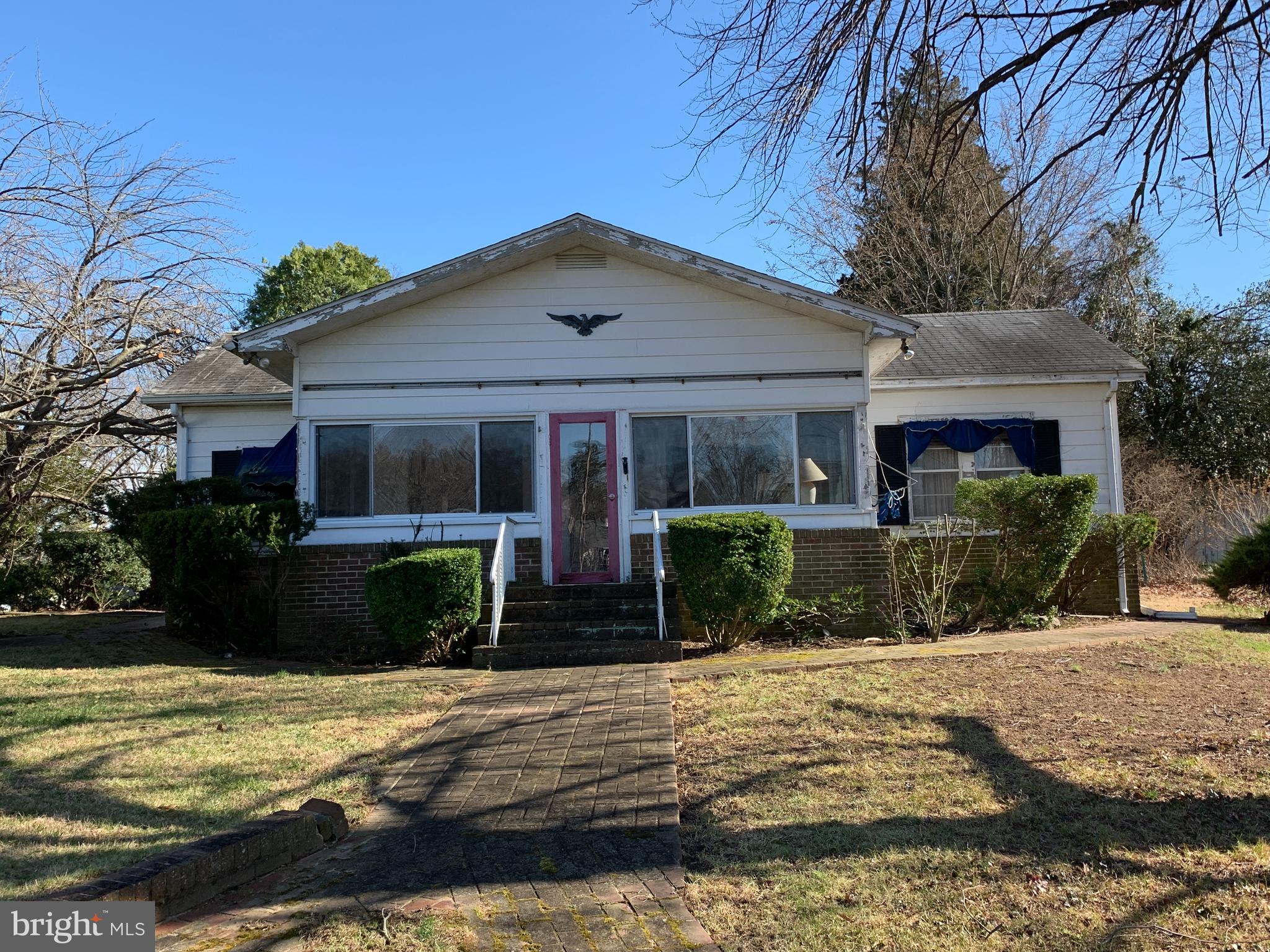 212 Riverside Road Edgewater, MD 21037 - Photo 3 of 11