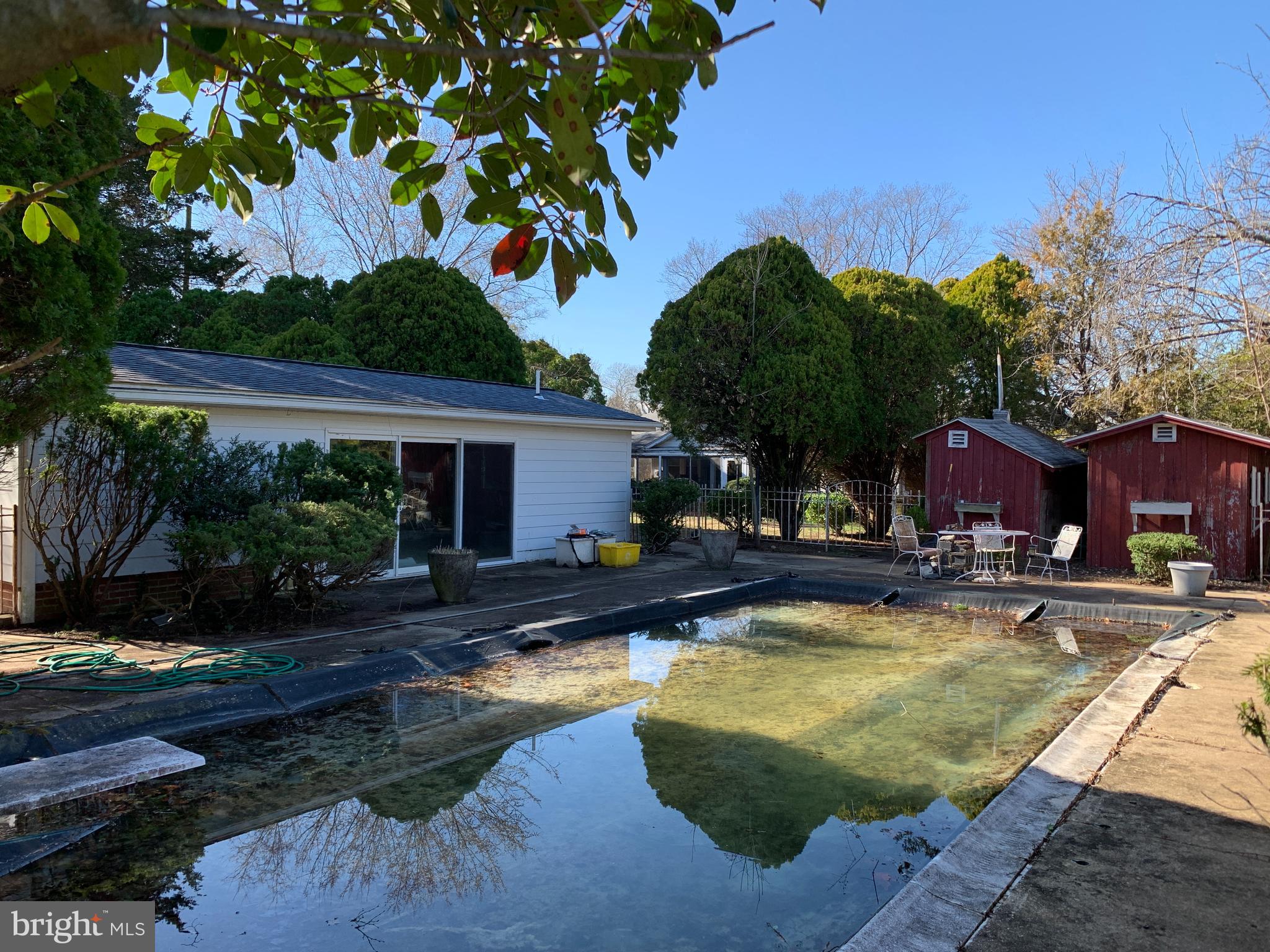 212 Riverside Road Edgewater, MD 21037 - Photo 4 of 11