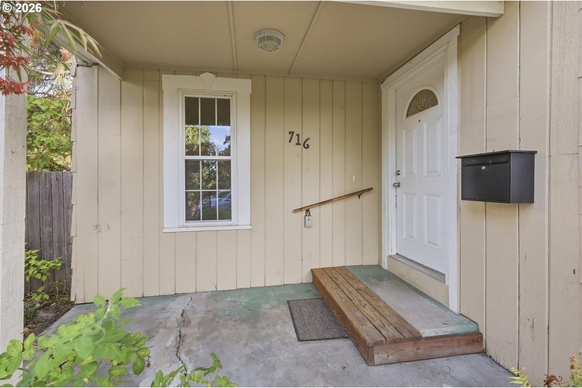 716 F Street Springfield, OR 97477 - Photo 37 of 42 Gallery Image 37