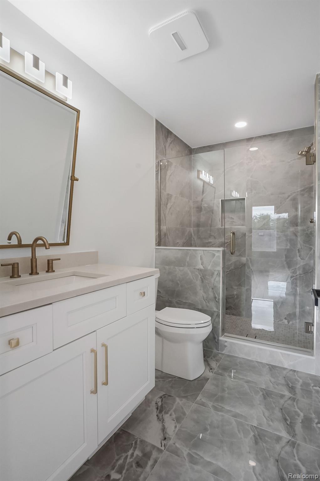 3815 Kent Road Royal Oak, MI 48073 - Photo 58 of 71 Gallery Image 58